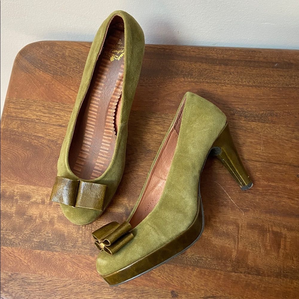 Miss Albright Olive Suede Bow Heels